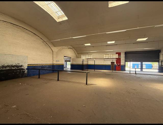 4,833M² WAREHOUSE TO LET IN ALRODE
